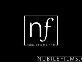 Nubilefilms - kalju tiukka pillua saa survotaan mukaan kova peniksen <span class=duration>- 8 min</span>